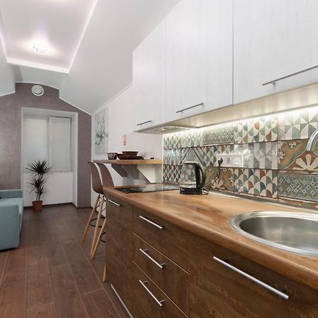 Suites On Chaikovskogo Odesa Exterior photo