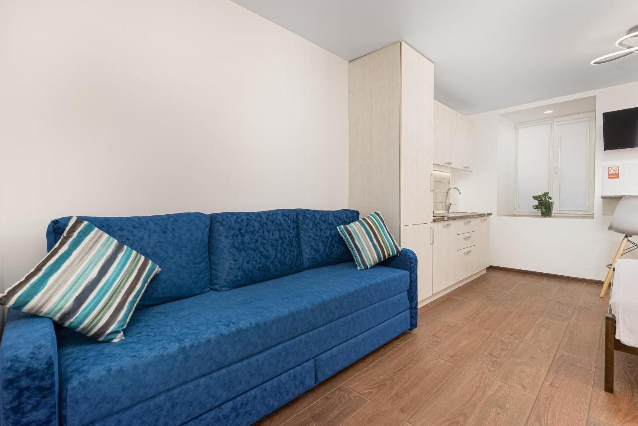 Suites On Chaikovskogo Odesa Exterior photo